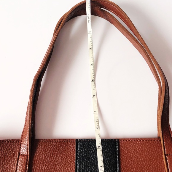 VINCE CAMUTO LUCK TOTE - Picture 4 of 10